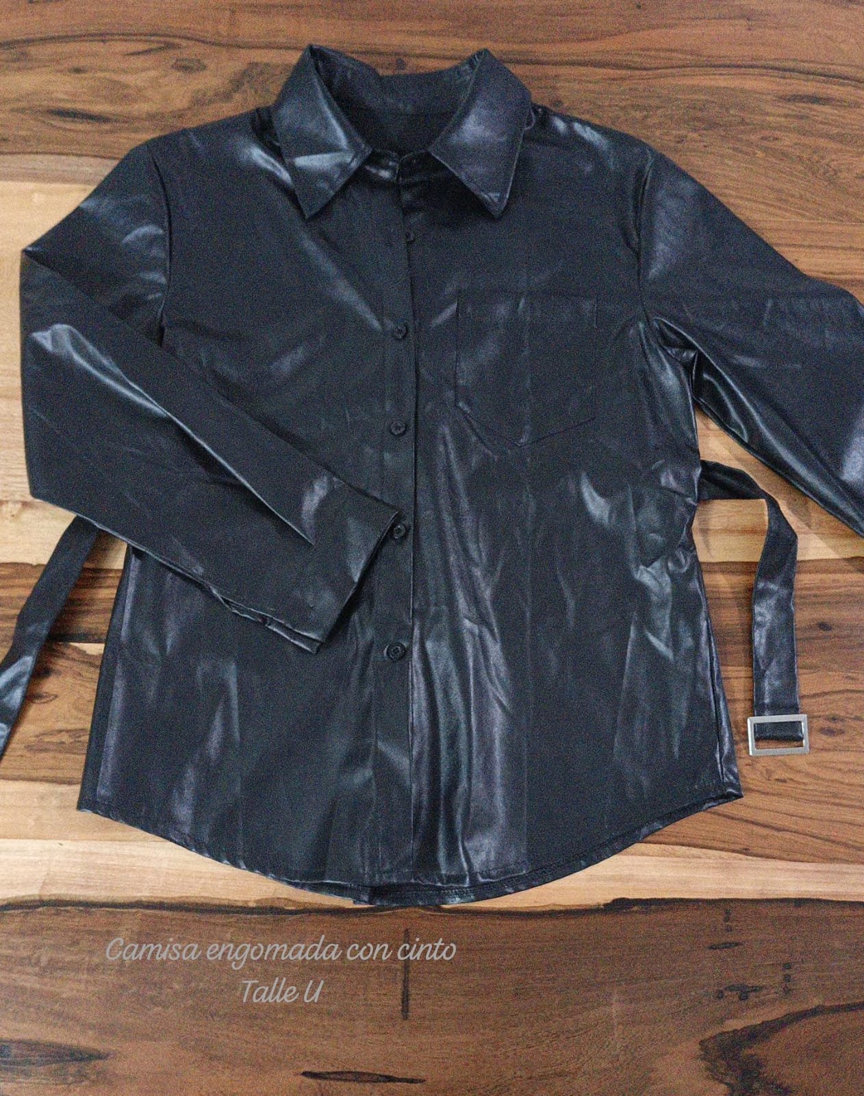 Camisa Engomada con Cinto