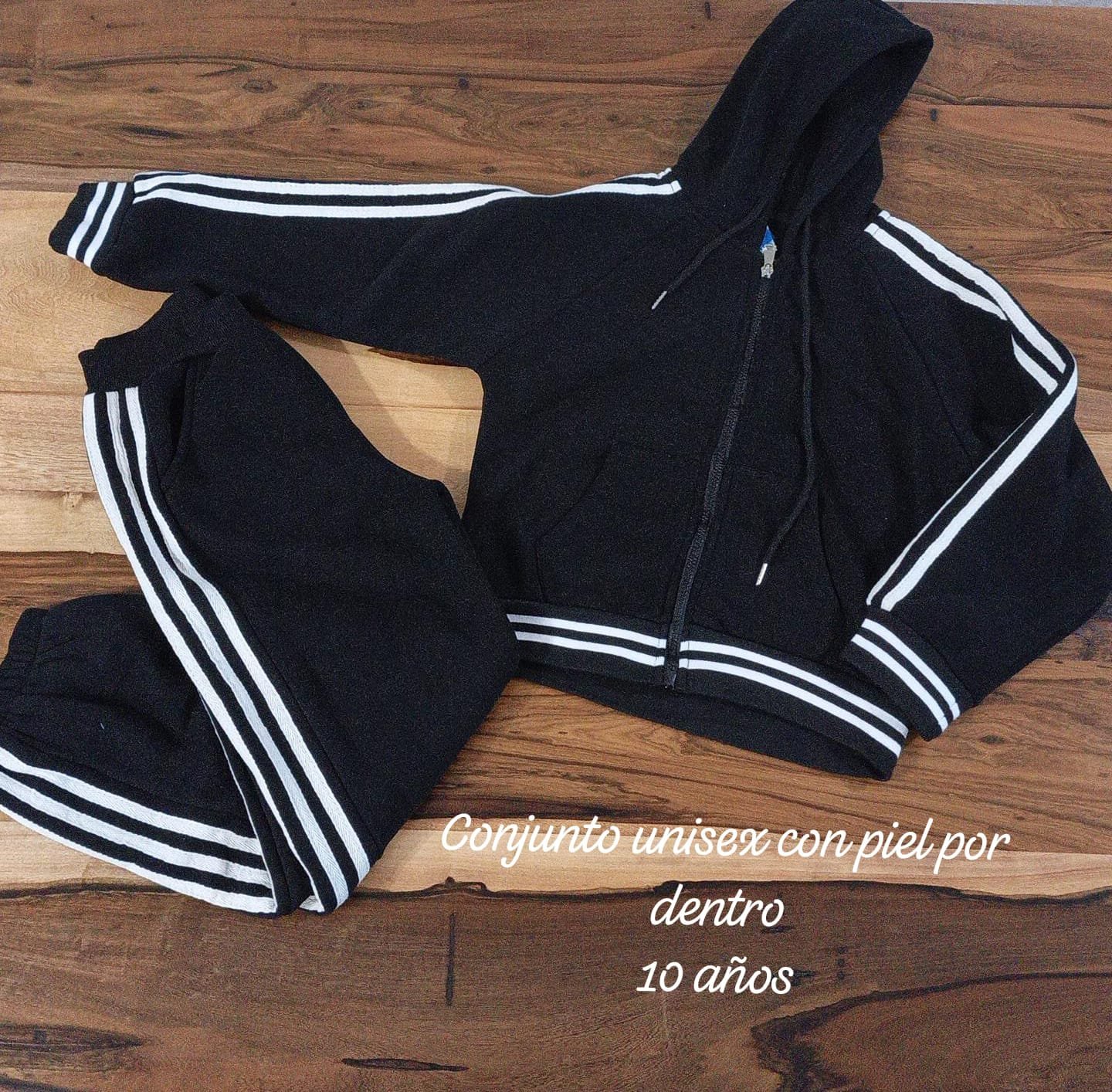 Conjunto con Piel